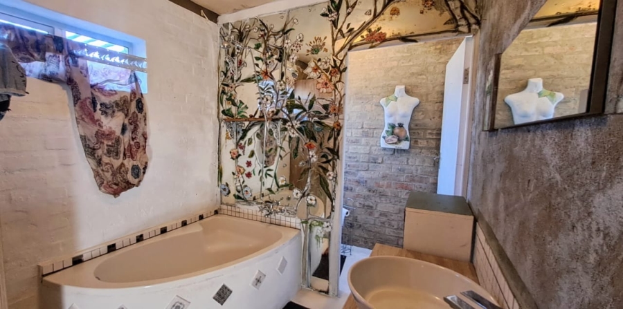 4 Bedroom Property for Sale in Vermont Western Cape